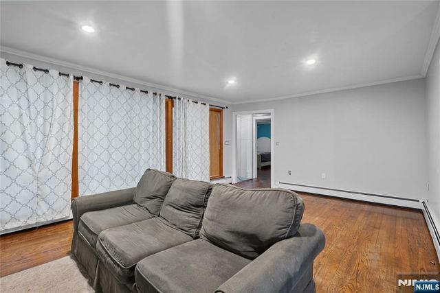 20 Bunn Road, Hamburg, NJ 07419