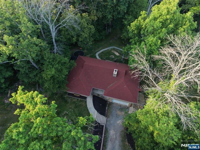 20 Bunn Road, Hamburg, NJ 07419