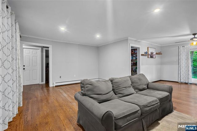 20 Bunn Road, Hamburg, NJ 07419