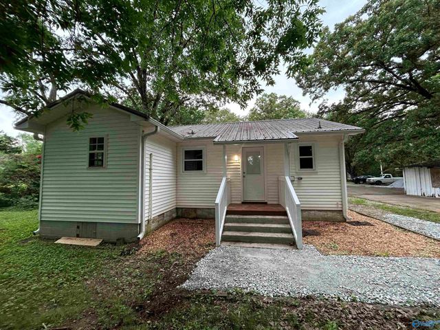 578 West Limestone Road, Hazel Green, AL 35750