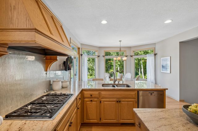 2078 Royale Drive, Eagan, MN 55122