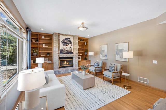 2078 Royale Drive, Eagan, MN 55122