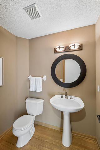 2078 Royale Drive, Eagan, MN 55122