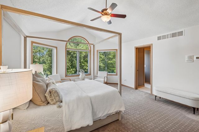 2078 Royale Drive, Eagan, MN 55122