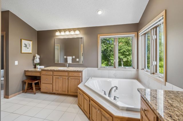 2078 Royale Drive, Eagan, MN 55122