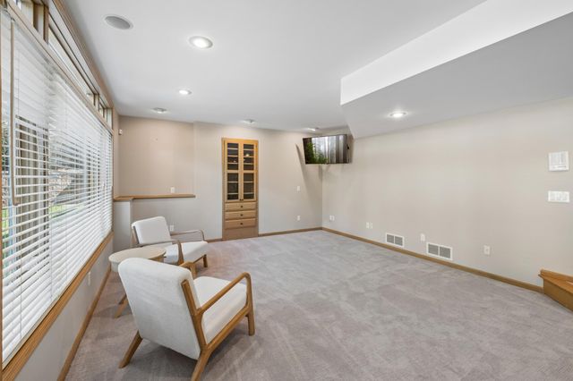 2078 Royale Drive, Eagan, MN 55122