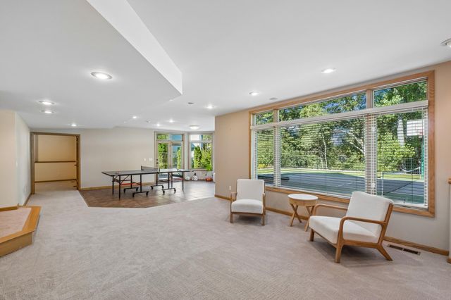 2078 Royale Drive, Eagan, MN 55122