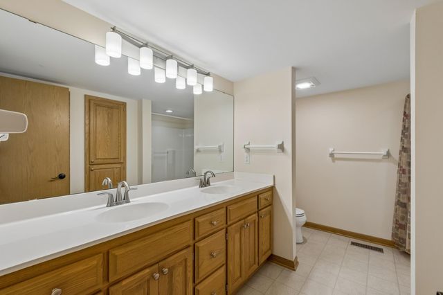2078 Royale Drive, Eagan, MN 55122