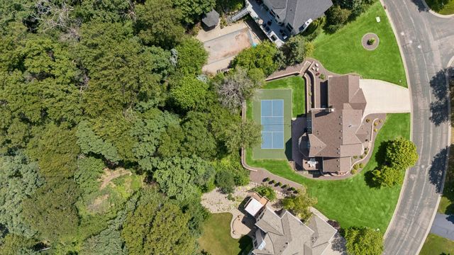 2078 Royale Drive, Eagan, MN 55122