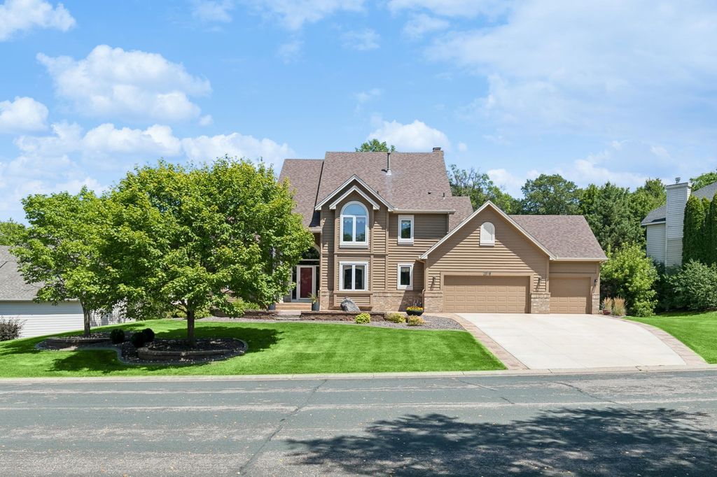 2078 Royale Drive, Eagan, MN 55122 — photo 2