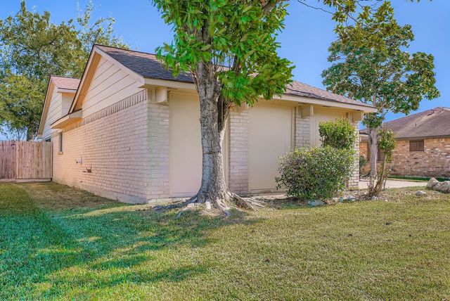 2115 Pepperglen Court, Missouri City, TX 77489