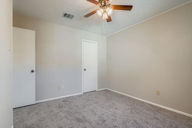 2115 Pepperglen Court, Missouri City, TX 77489