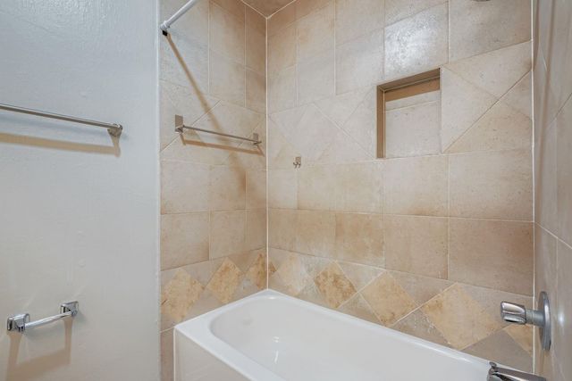 2115 Pepperglen Court, Missouri City, TX 77489