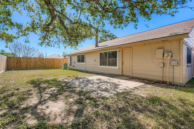 2115 Pepperglen Court, Missouri City, TX 77489