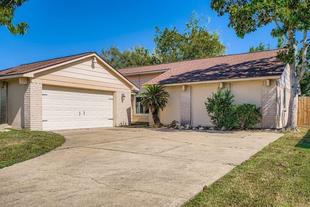 2115 Pepperglen Court, Missouri City, TX 77489