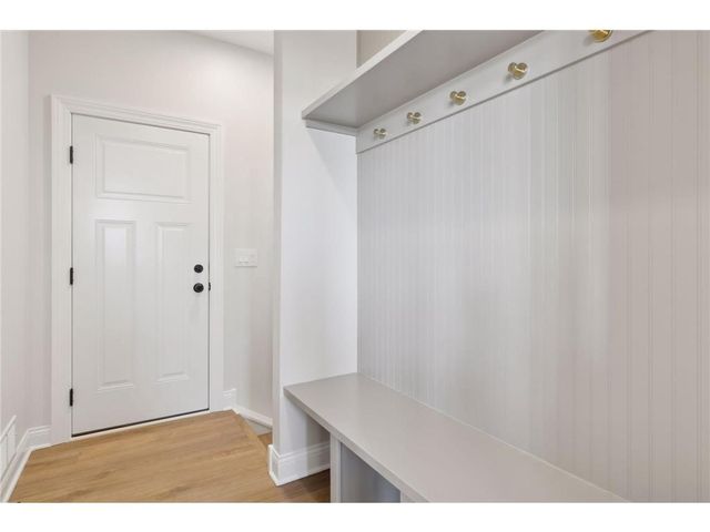 610 Field Point Street, Roberts, WI 54023