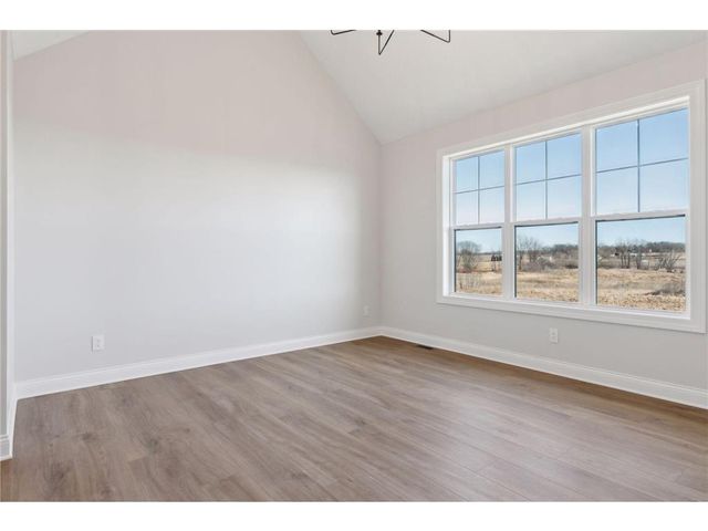 610 Field Point Street, Roberts, WI 54023