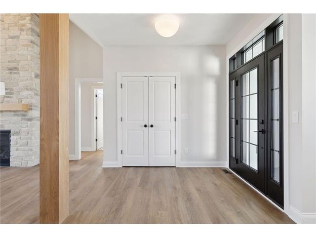 610 Field Point Street, Roberts, WI 54023