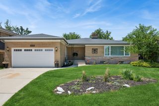 5626 N Kerbs Avenue, Chicago, IL 60646