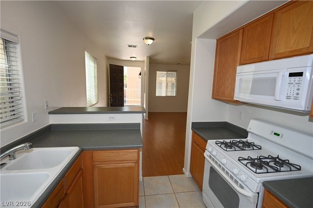 9787 Beach Rose Court, Las Vegas, NV 89148