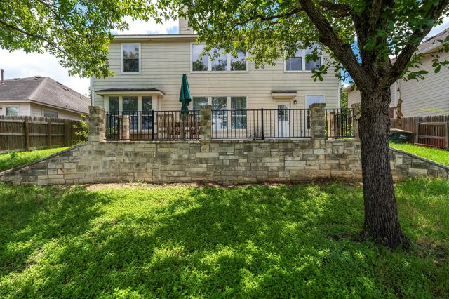 454 Fall CIR, Kyle, TX 78640