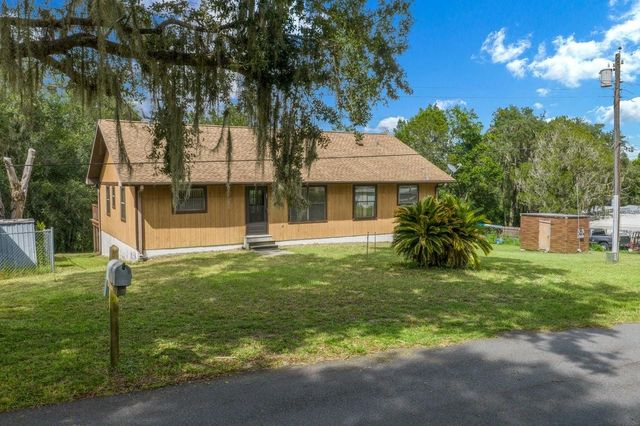 3561 W HILLTOP LANE, Dunnellon, FL 34433