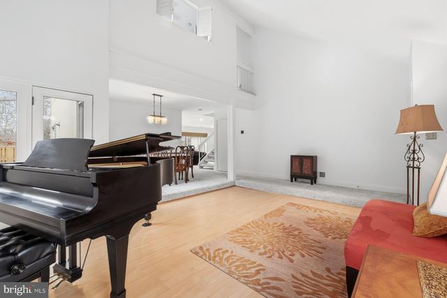 5948 HALL ST, Springfield, VA 22152