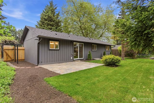 22605 60th Avenue W, Mountlake Terrace, WA 98043