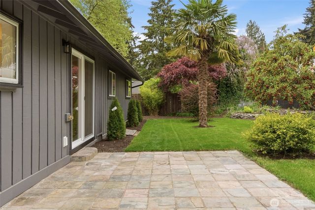 22605 60th Avenue W, Mountlake Terrace, WA 98043