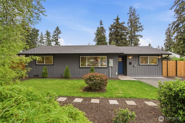 22605 60th Avenue W, Mountlake Terrace, WA 98043