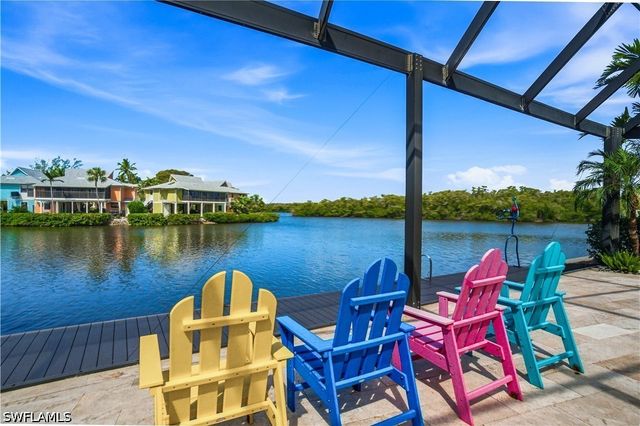 4882 Regal DR, Bonita Springs, FL 34134