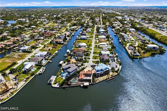 4882 Regal DR, Bonita Springs, FL 34134