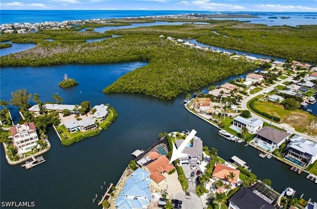 4882 Regal DR, Bonita Springs, FL 34134