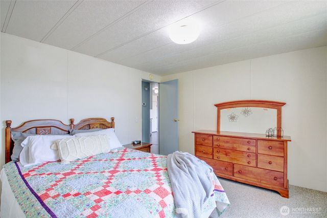 2704 Dundee Place, Anacortes, WA 98221