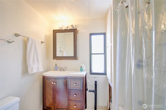 2704 Dundee Place, Anacortes, WA 98221