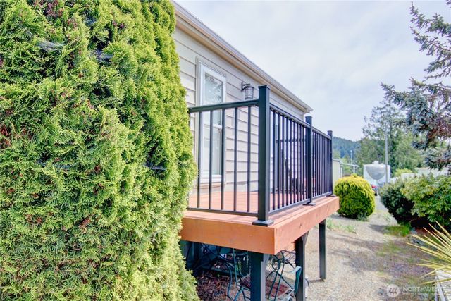 2704 Dundee Place, Anacortes, WA 98221