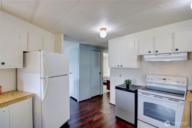 2704 Dundee Place, Anacortes, WA 98221