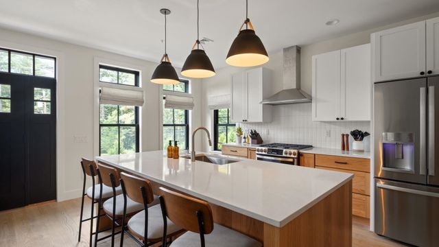 3148 Mountain Road B, Stowe, VT 05672