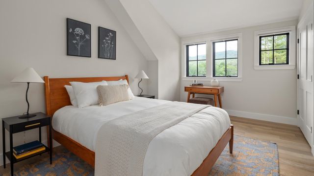 3148 Mountain Road B, Stowe, VT 05672