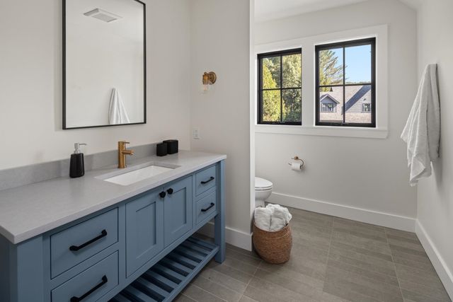 3148 Mountain Road B, Stowe, VT 05672