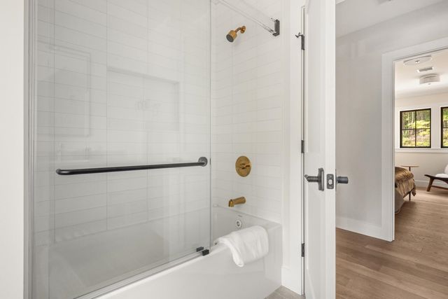 3148 Mountain Road B, Stowe, VT 05672