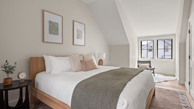 3148 Mountain Road B, Stowe, VT 05672