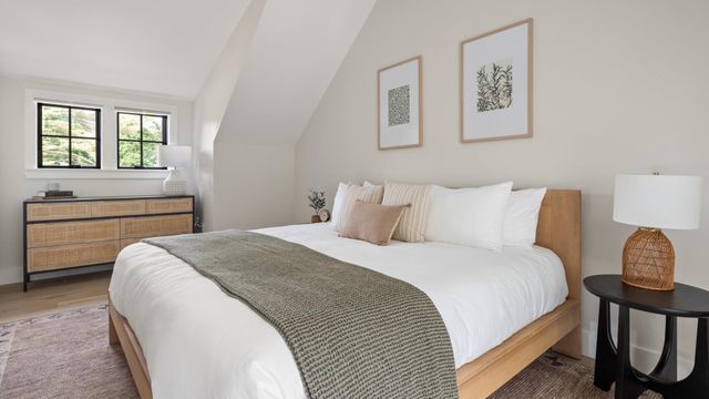 3148 Mountain Road B, Stowe, VT 05672