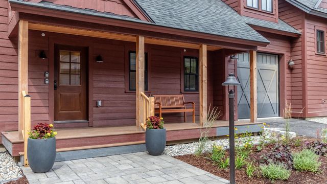 3148 Mountain Road B, Stowe, VT 05672