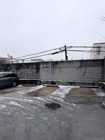 755 40TH Street 3C, Brooklyn, NY 11232