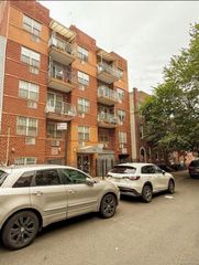 755 40TH Street 3C, Brooklyn, NY 11232