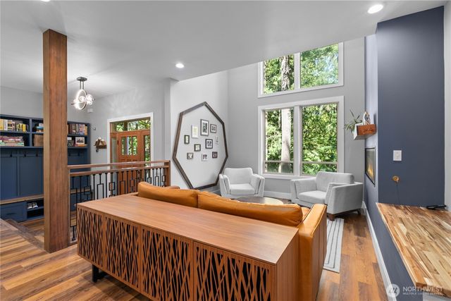2 Rocky Ridge Drive, Bellingham, WA 98229