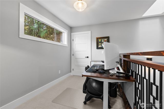 2 Rocky Ridge Drive, Bellingham, WA 98229