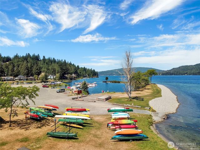 2 Rocky Ridge Drive, Bellingham, WA 98229