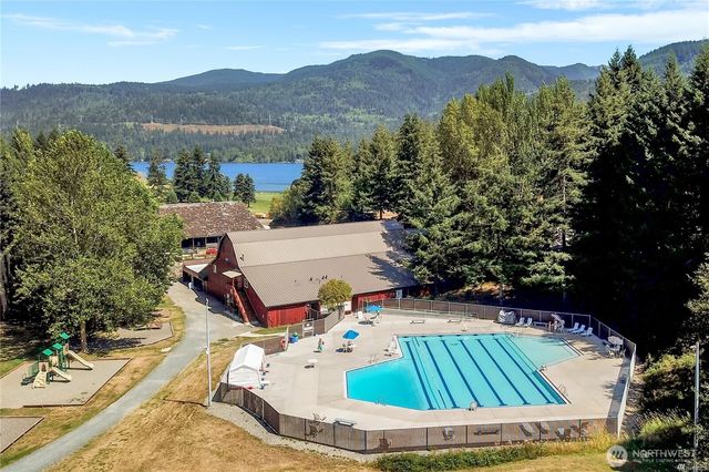 2 Rocky Ridge Drive, Bellingham, WA 98229